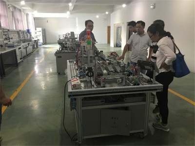 校企交流，共促发展——记重庆邮电大学移通学院教师赴浙江天凯教仪学习交流